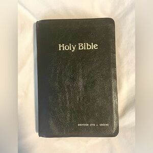 *EUC* HOLY BIBLE - King James Version 1992 -Giant Print - Nelson -Black -Leather